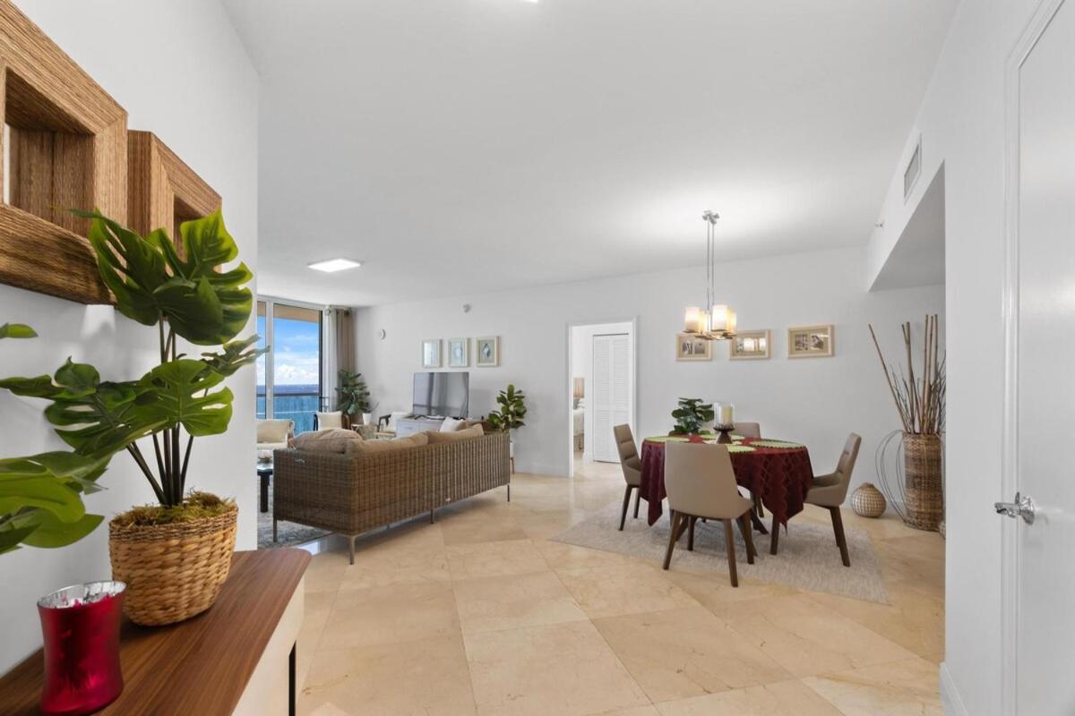 Luxury 2-Bedrooms Oceanfront Condo In Sunny Isles Sunny Isles Beach Exterior foto